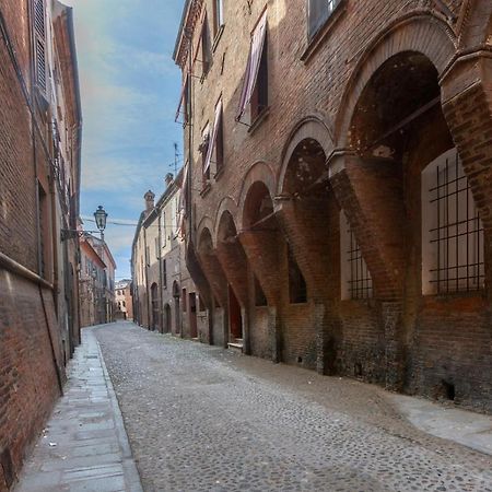 Central Ferrara Apartment Εξωτερικό φωτογραφία