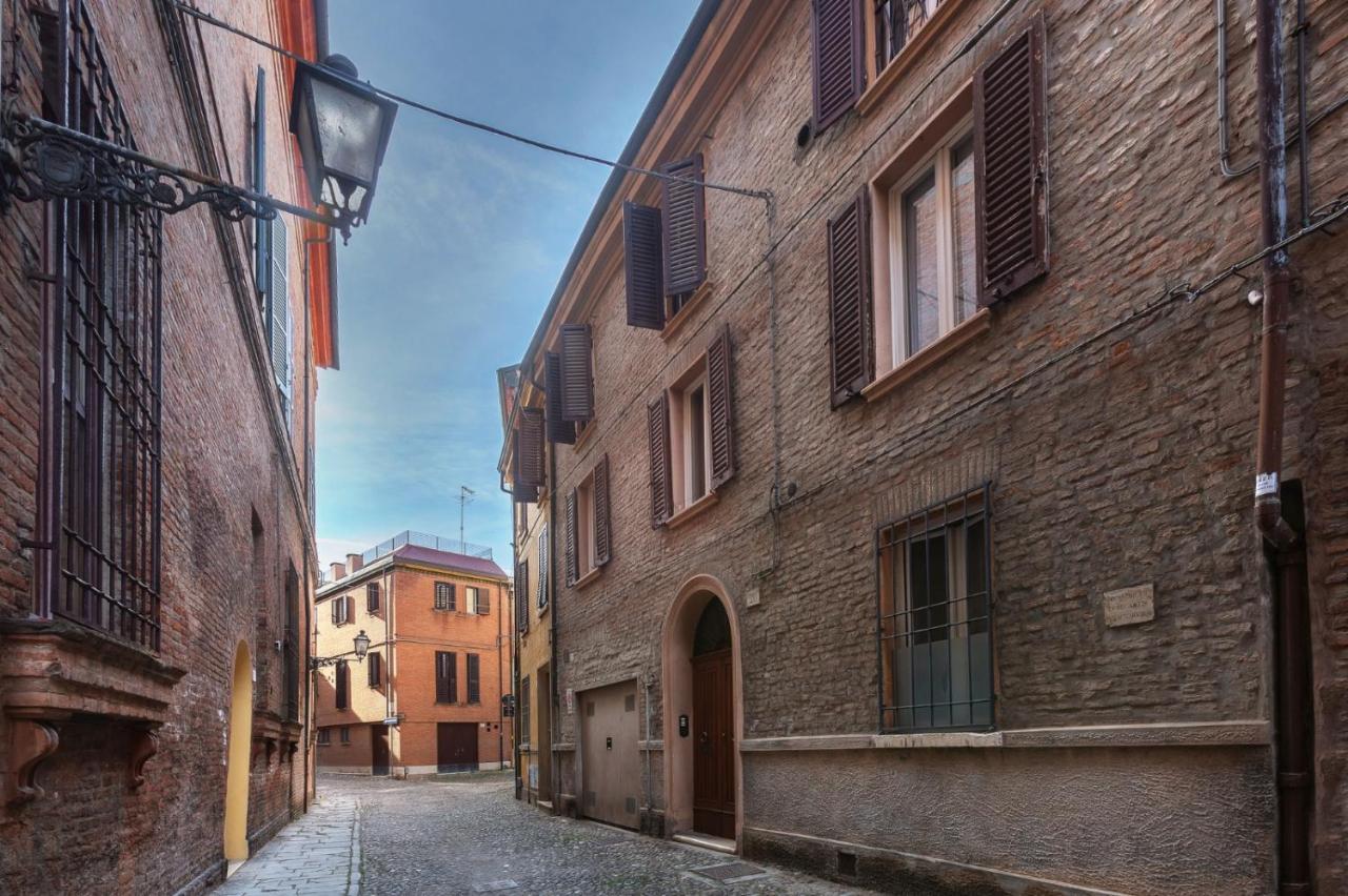 Central Ferrara Apartment Εξωτερικό φωτογραφία